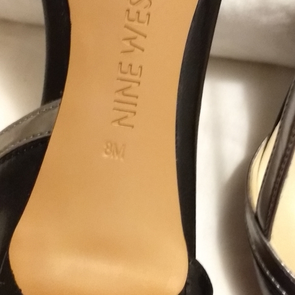 Nine Low Heels Pumps Size 8M Black - Picture 3 of 6